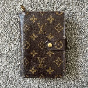 Authentic Louis Vuitton Wallet